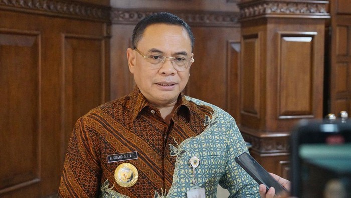Bupati Pati Sudewo ditemui di Pendopo Kabupaten Pati, Jumat (21/3/2025).