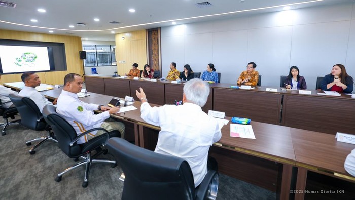 Duta Besar Thailand untuk Indonesia, H.E. Prapan Disyatat, melakukan kunjungan kehormatan ke Kantor Otorita IKN, Nusantara, Kamis (20/03/2025).