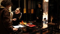 Sumber yang memiliki pengetahuan langsung tentang bisnis Laopu mengatakan penjualan tahunannya mendekati 10 miliar yuan ($1,38 miliar) pada tahun 2024, naik dari 3,18 miliar ($439,6 juta) pada tahun sebelumnya.