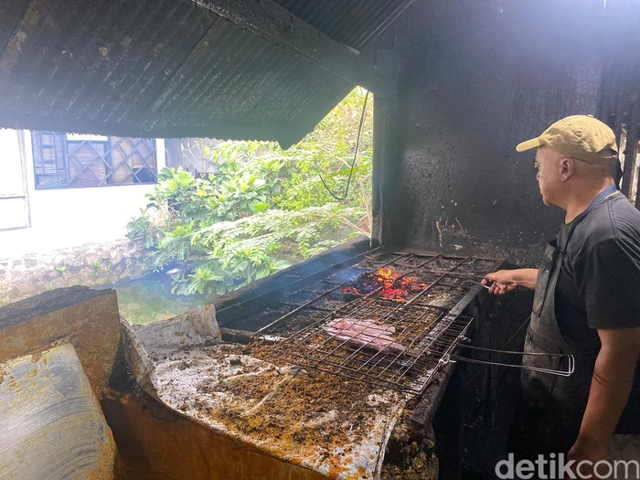 Gurame Bakar Gurame Bakar Serba Nikmat; rumah makan tersembunyi di Ciputat