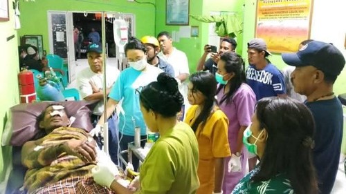 Hendrikus Saren Kwuta, pria asal Desa Nurabelen, Kecamatan Ile Bura, Flores Timur, NTT, dirawat akibat kena lahar panas letusan Gunung Lewotobi, Kais (20/3/2025). (Istimewa)