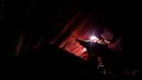 Mereka mengisi malam-malam bulan Ramadan dengan memperbanyak ibadah guna mendapatkan malam Lailatulqadar yang penuh berkah. 