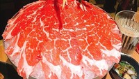 Kemudian tren ini Meat Barbie ini juga sempat populer di beberapa resto hotpot di Singapura.  Foto: Site Culinary/Visual