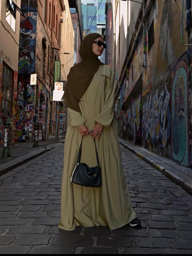 Inspirasi Baju Lebaran dengan Gamis dari Selebriti Inspirasi Baju Lebaran dengan Gamis dari Selebriti