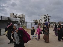 Israel Kembali Bombardir Gaza, Warga Ngungsi Lagi