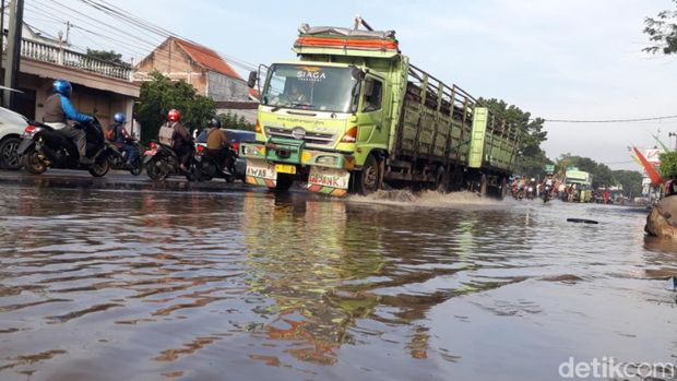 Jalur rawan banjir di Pasuruan