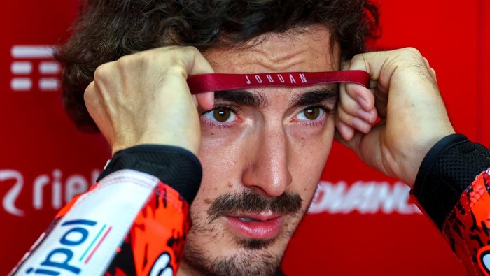 MotoGP - Thailand Grand Prix - Chang International Circuit, Buriram, Thailand - February 28, 2025 Ducati Lenovo Teams Francesco Bagnaia prepares ahead of practice. REUTERS/Athit Perawongmetha