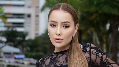 Foto: Model Brasil Ini Ngaku Dihamili Neymar, Pengakuannya Mengejutkan
