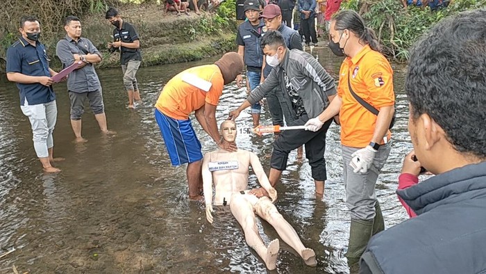 Pembunuhan ipar di Kediri