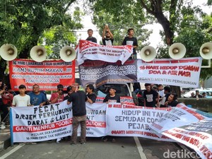 Sopir Protes Truk Dilarang 16 Hari Saat Lebaran: Menhub Tak Paham Situasi