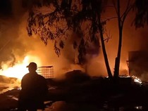 Gudang Penimbunan BBM di Lampung Selatan Terbakar