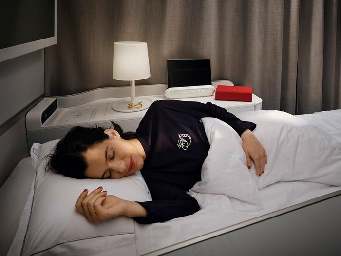 Piama Jacquemus untuk Penumpang Kelas Satu Air France