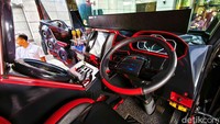Dalam acara itu  dijelaskan bahwa Industri otomotif mengalami penjualan penurunan pada tahun 2024. Termasuk penyusutan pasar kendaraan komersial. Fuso di bawah PT Krama Yudha Tiga Berlian Motor masih bisa mengukuhkan sebagai raja kendaraan komersial di Indonesia. Berdasarkan data retal sales Gabungan Industri Kendaraan Bermotor, Mitsubishi Fuso menjaga stabilitas pangsa pasarnya dengan meraih 38,1% pangsa pasar kendaraan niaga atau setara dengan 27.683 unit.