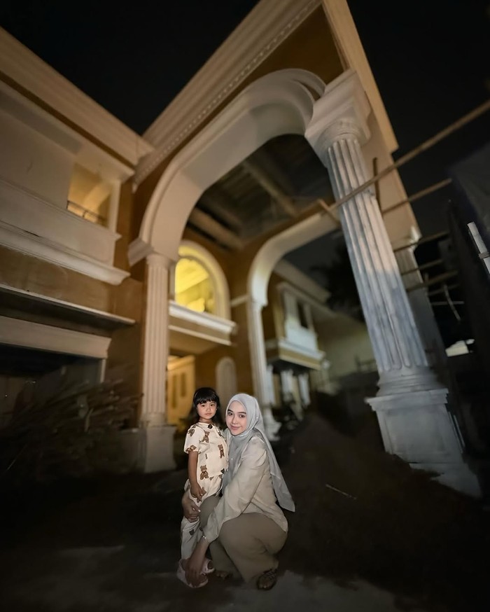 Ria Ricis dan Moana