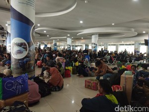 8.815 Penumpang Berangkat dari Pelabuhan Makassar Selama Musim Mudik Lebaran