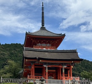 Menjelajahi Keagungan Kuil Kiyomizu-dera yang Megah di Kyoto