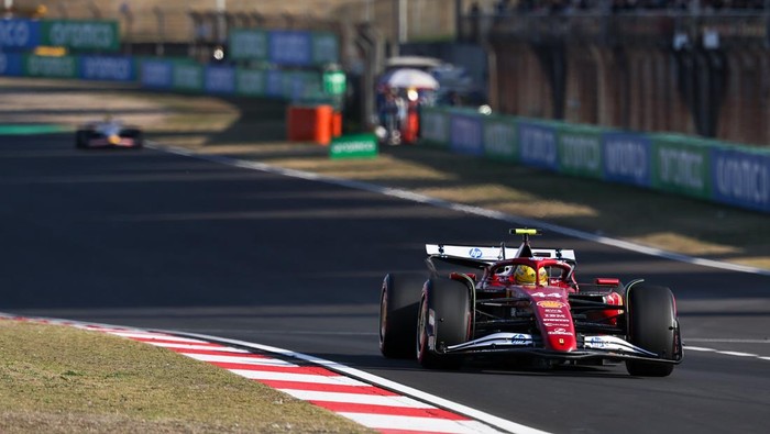 Lewis Hamilton of Great Britain drives the (44) Ferrari SF-25 during Sprint Qualifying ahead of the F1 Grand Prix of China at Shanghai International Circuit in Shanghai, China, on March 21, 2025. (Photo by Song Haiyuan/Paddocker/NurPhoto via Getty Images)