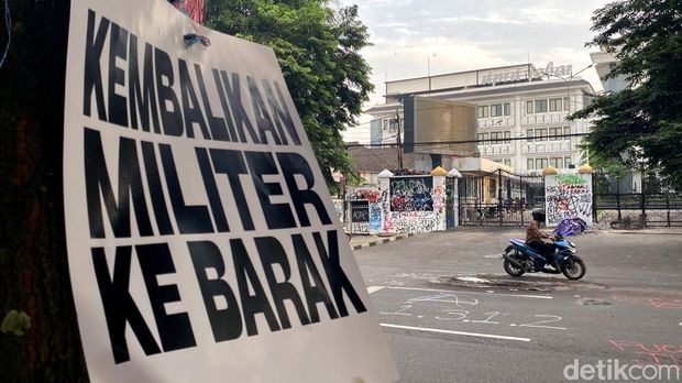Kondisi DPRD Jabar usai demo berujung ricuh di Bandung
