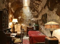 Lihat Berbagai Tempat dari Sisi Berbeda, Bikin Takjub