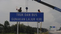 PT Jasamarga Jogja Solo (JMJ) akan membuka jalan tol fungsional Prambanan-Tamanmartani pada arus mudik Lebaran 2025 yang dimulai 24 Maret 2025 hingga 7 April 2025 mulai pukul 07.00 WIB - 17.00 WIB.