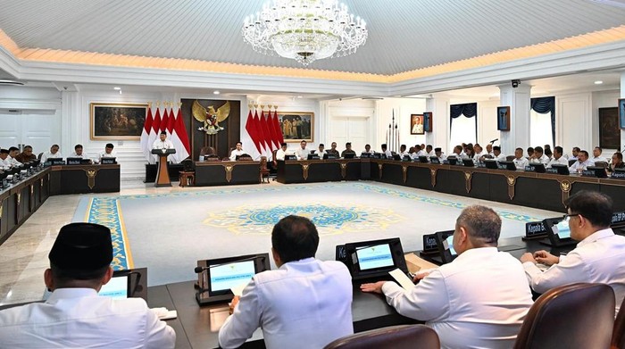 Prabowo Subianto pimpin sidang kabinet, Jumat (21/3).