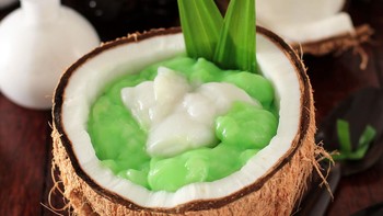 Resep Bubur Sumsum Nasi Pandan Kopi yang Lembut Harum