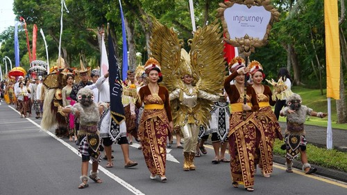 Salah satu pawai budaya yang digelar InJourney Tourism Development Corporation (ITDC) melalui The Nusa Dua. (Foto: Dok. ITDC)