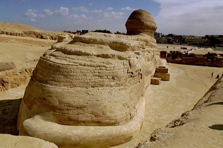 Sisi Lain Tempat Terkenal Dunia, Ujung Tembok China Termasuk Akan muncul perspektif baru terkait tempat-tempat terkenal di dunia setelah kamu melihat deretan foto berikut ini.
