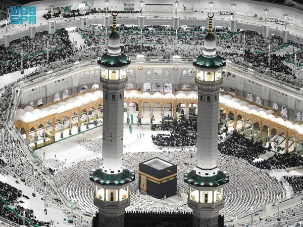 Suasana Masjidil Haram di 10 Malam Terakhir Ramadan