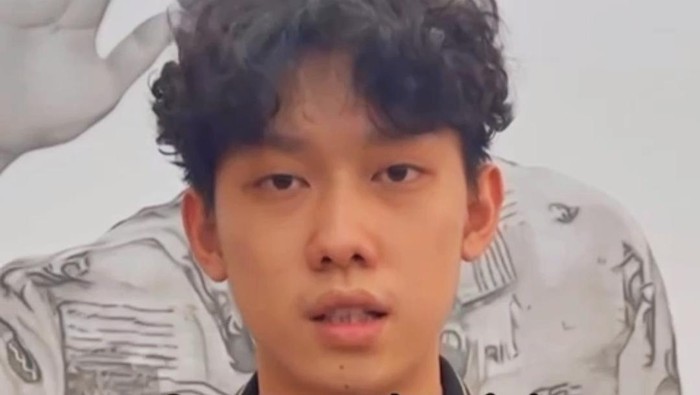 Tangkap layar video klarifikasi permintaan maaf Willy Salim terhadap warga Palembang
