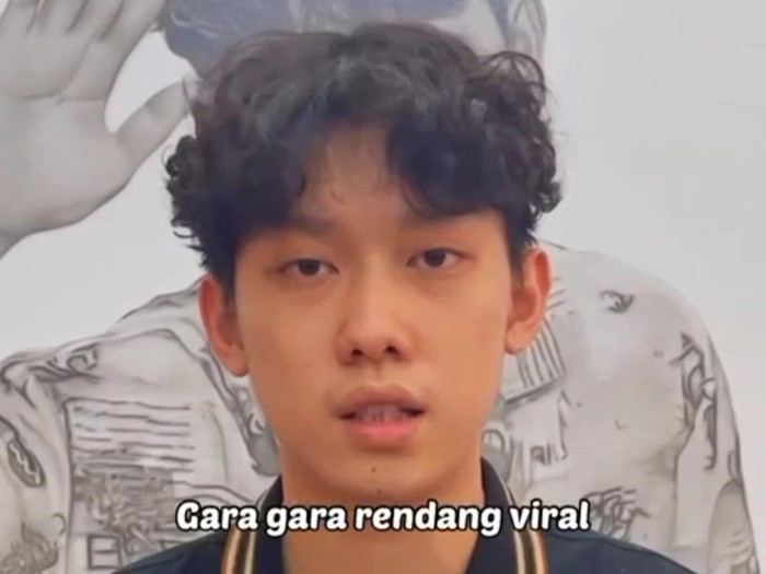 Tangkap layar video klarifikasi permintaan maaf Willy Salim terhadap warga Palembang