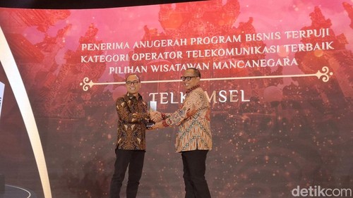 Telkomsel meraih penghargaan di detikBali Award 2025, Sabtu (22/3/2025). (Fabiola Dianira)