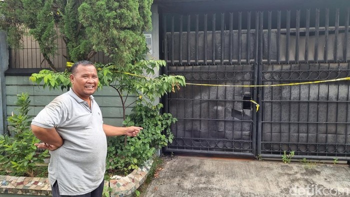 TKP lokasi jasad mutilasi buronan penipuan ditemukan dalam freezer di Villa Regency 2 Pasar Kemis, Kabupaten Tangerang.