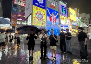 Dotonbori, Wisata Malam Wajib di Osaka