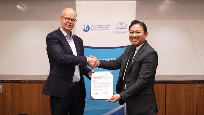 Yayasan Pendidikan Kader Bangsa Indonesia (YPKBI) dan International Baccalaureate Organization (IB) menjalin kerja sama. (dok. Ist)