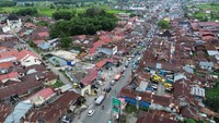 Pemprov Sumbar mulai 28-30 Maret 2025 pukul 12.00 WIB-17.00 WIB memberlakukan sistem satu arah bagi kendaraan dari Padang ke Bukittinggi melalui jalan utama.
