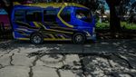 Hati-hati! Jalan Akses Wisata Pantai Tanjung Pasir Rusak