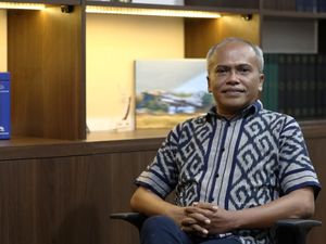 Teror dan Provokasi: Saat Demokrasi Diancam dari Dua Arah