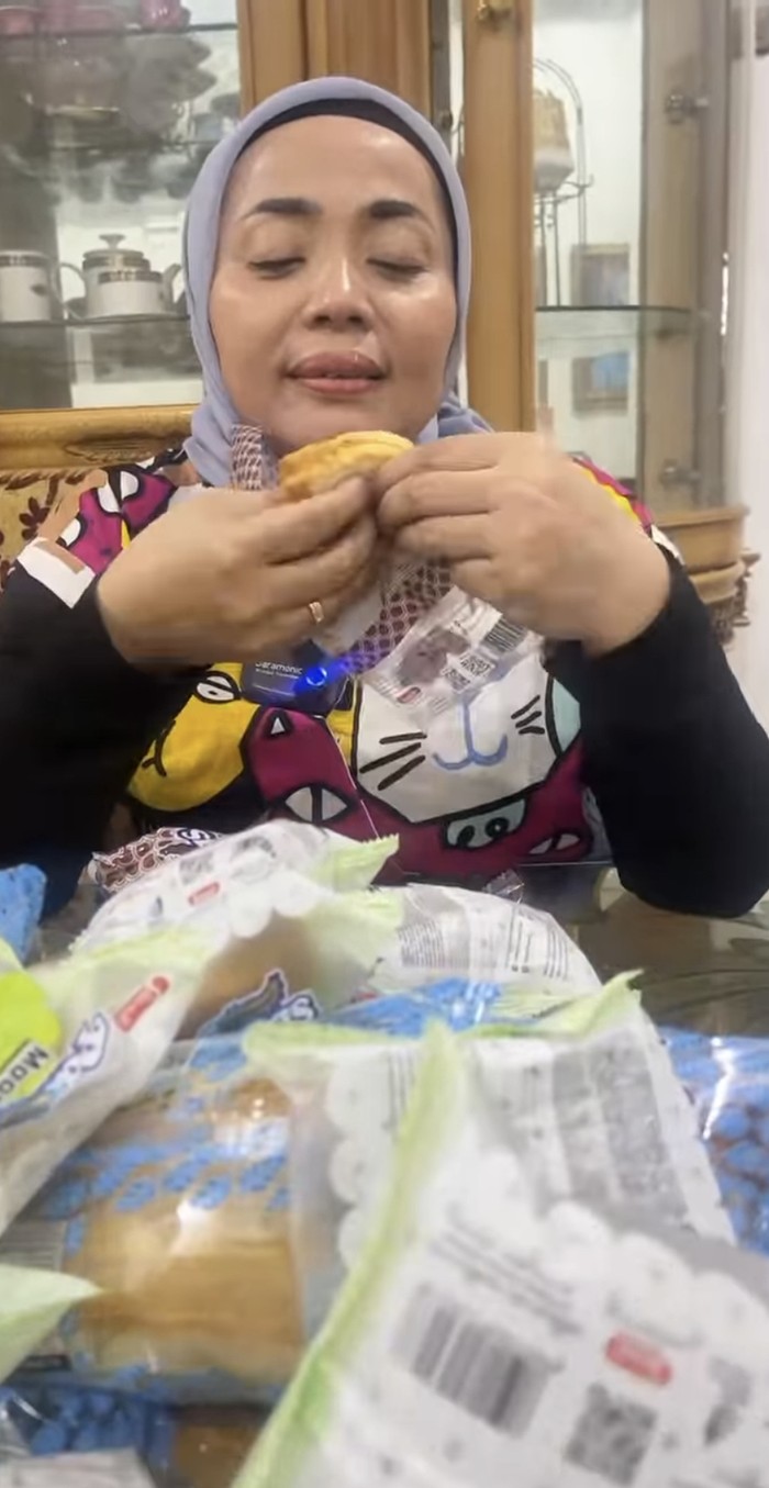 Kulineran Seru Muzdalifah yang Makin Glowing dan Awet Muda Kulineran Seru Muzdalifah yang Makin Glowing dan Awet Muda