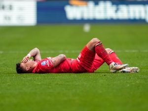 Hilgers Tertahan di FC Twente