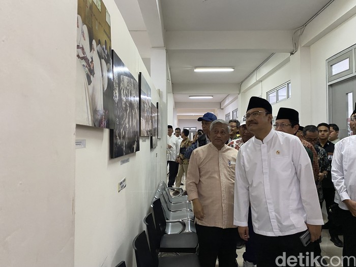 Mendiktisaintek-Menag-Mensos Tinjau SMA Unggulan CT Arsa Sukoharjo