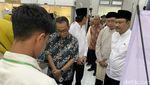 Potret Mendiktisaintek-Menag-Mensos Kunjungi SMA Unggulan CT Arsa Sukoharjo