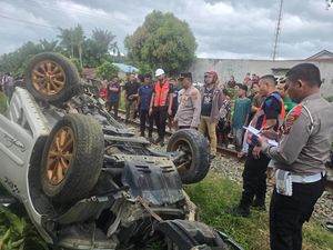 Mobil Tertabrak Kereta Api di Asahan, 1 Keluarga Tewas