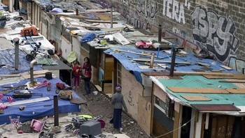 Sebuah Kota Kumuh di Paris. Foto: Boredpanda