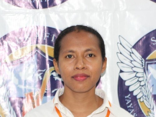 Rosalina Berek Sogen (30), guru asal Desa Lewotala, Kecamatan Lewolema, Flores Timur, NTT, yang tewas diserang OPM di Yahukimo, Papua Pegunungan. (Istimewa)