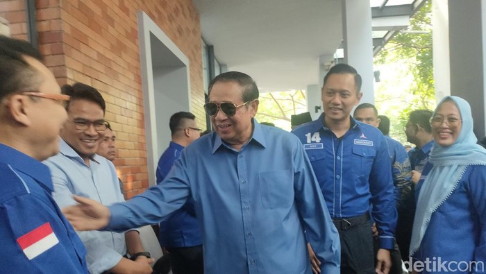 SBY hadiri pengumuman pengurus DPP Demokrat (Dwi Rahmawati/detikcom)