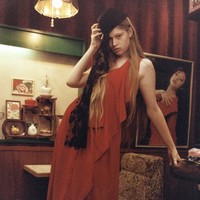 Pada 2022, Wilson secara resmi mengajukan permohonan perubahan nama dan jenis kelamin dalam dokumen hukumnya. Ia menegaskan dalam permohonannya, Saya tidak ingin memiliki hubungan apa pun dengan ayah biologis saya. Foto: dok. Teen Vogue