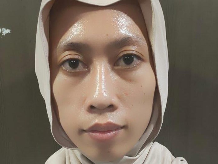 ART di Jaksel, Isma Riyanti (31) ditetapkan sebagai tersangka dan ditahan atas pencurian Patek Philippe Rp 3 miliar. Modusnya dengan menukar jam asli dengan yang palsu.
