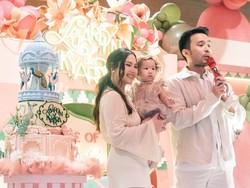 7 Foto Pesta Ultah ke-1 Kyarra Putri Jessica Mila, Digelar Mewah