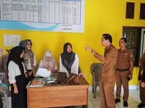 Duh! Bupati Kaur Sidak Kantor Camat, Hanya Ada 5 Honorer yang Ngantor